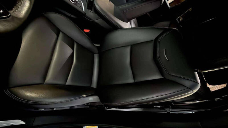 2022 Cadillac XT5 Luxury