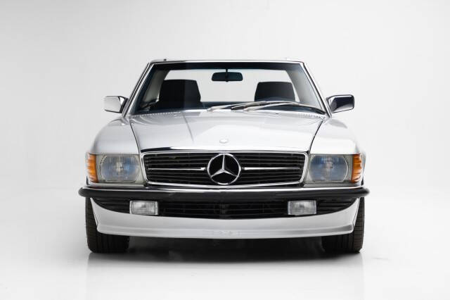 1986 Mercedes-Benz 560-Class 560 SL