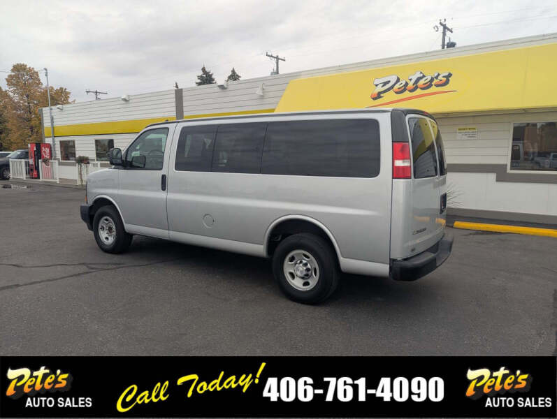2017 Chevrolet Express LS 2500