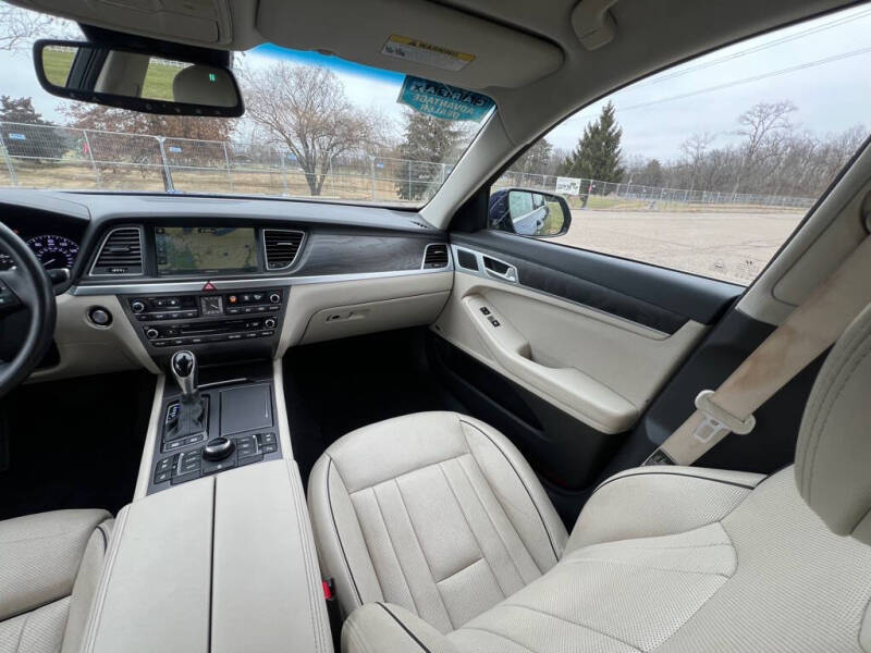 2016 Hyundai Genesis