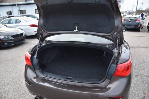 2015 Infiniti Q50 Premium