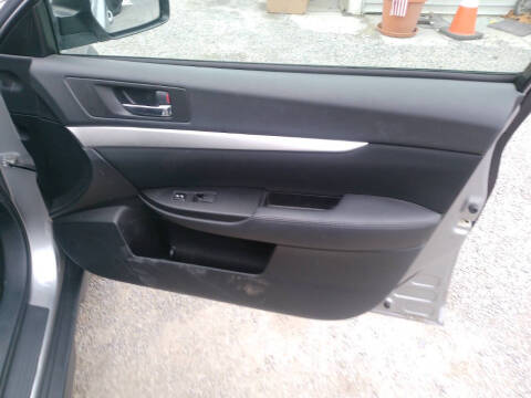 2011 Subaru Outback 2.5i Premium