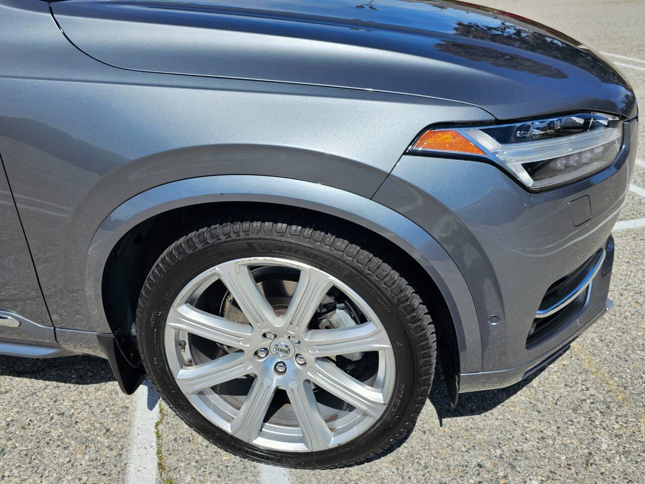 2016 Volvo XC90 24