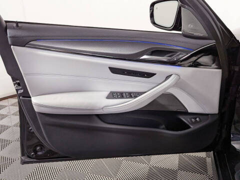 2021 BMW M5