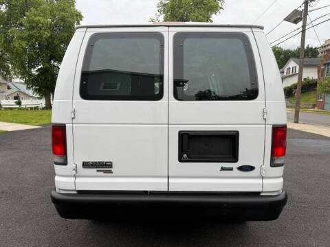 2014 Ford E-Series E-250