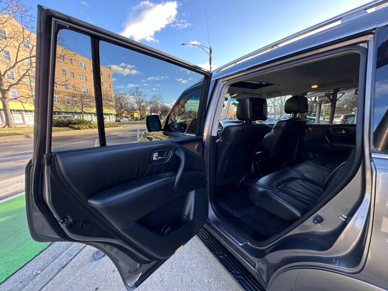 2014 INFINITI QX80 Base photo 15