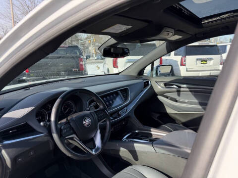 2023 Buick Enclave Essence