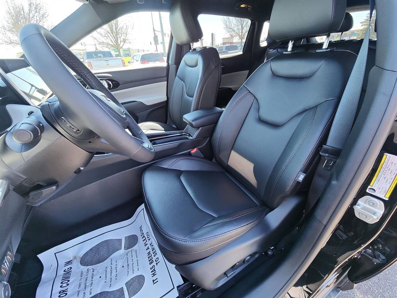 2024 Jeep Compass for sale at Victoria Auto Sales in Victoria, MN