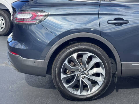 2021 Lincoln Nautilus Black Label