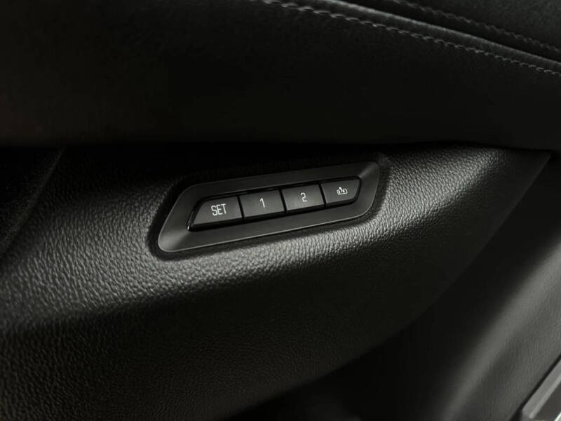 2017 Cadillac Escalade ESV Premium Luxury