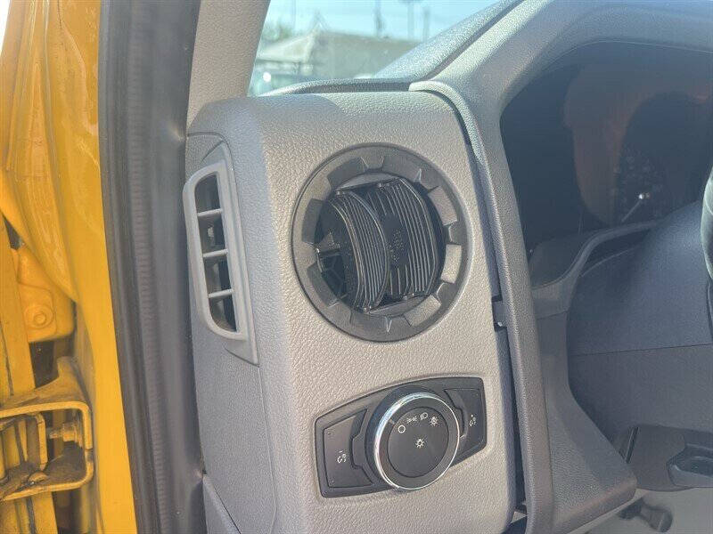 2022 Ford E-Series