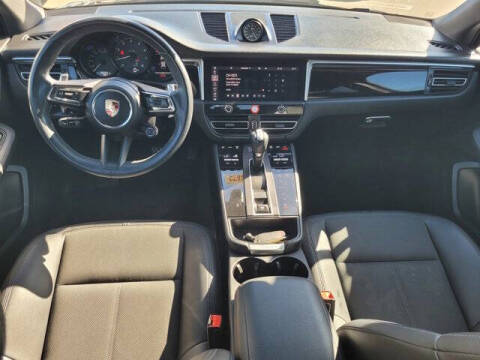 2023 Porsche Macan