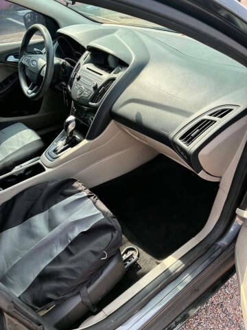 2016 Ford Focus SE