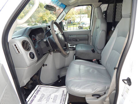 2013 Ford E-Series E-150