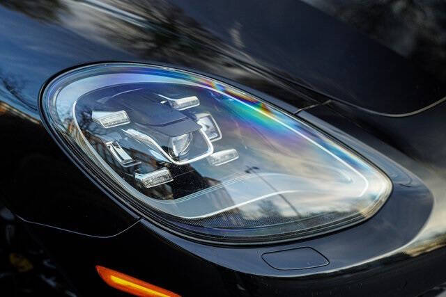 2018 Porsche Panamera 4