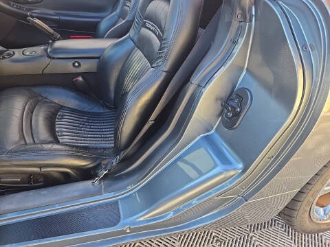 2004 Chevrolet Corvette