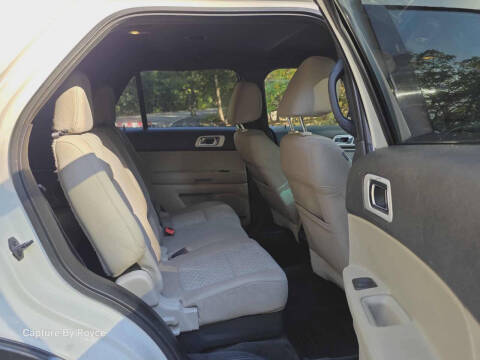 2011 Ford Explorer XLT