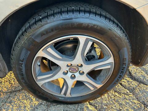 2013 Volvo XC60 T6 Premier Plus