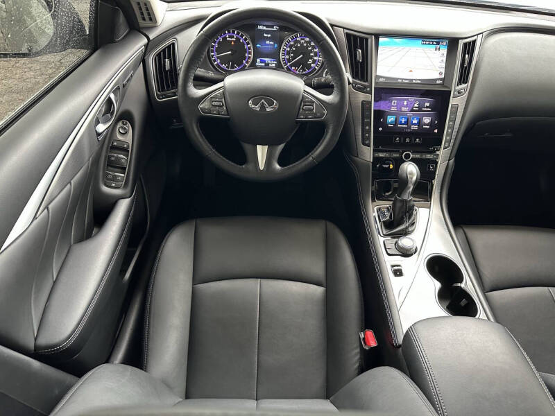 2016 Infiniti Q50 3.0T Premium
