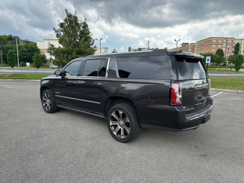 2017 GMC Yukon XL Denali