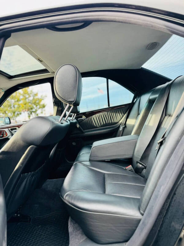 1997 Mercedes-Benz E-Class E 320