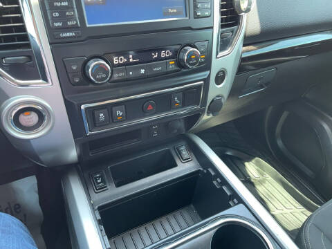 2018 Nissan Titan SV