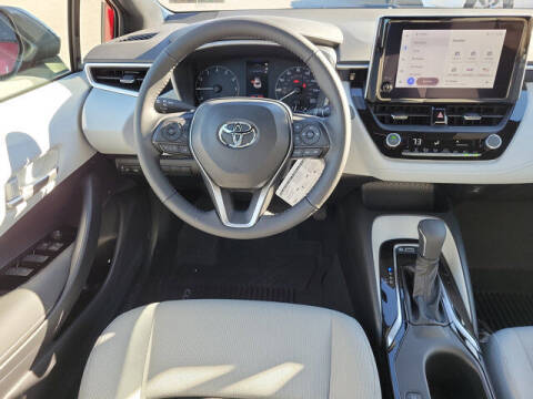 2023 Toyota Corolla Hatchback SE