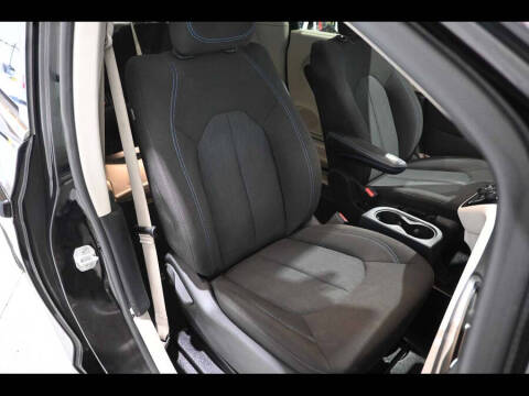 2021 Chrysler Pacifica Touring