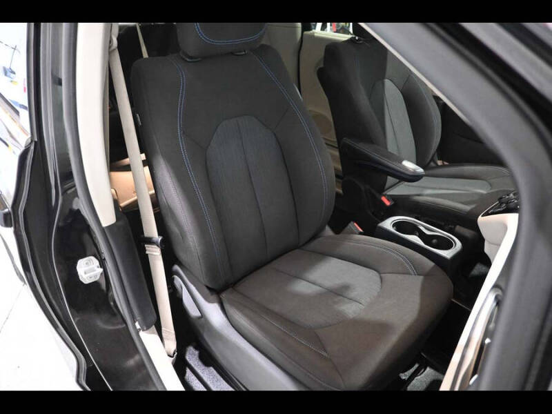 2021 Chrysler Pacifica Touring