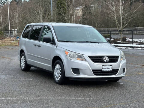 2011 Volkswagen Routan S