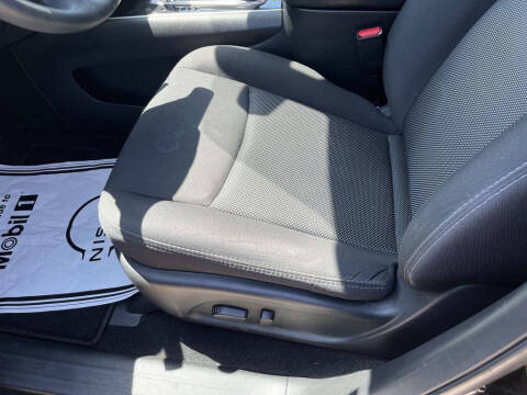 2020 Nissan Pathfinder SV