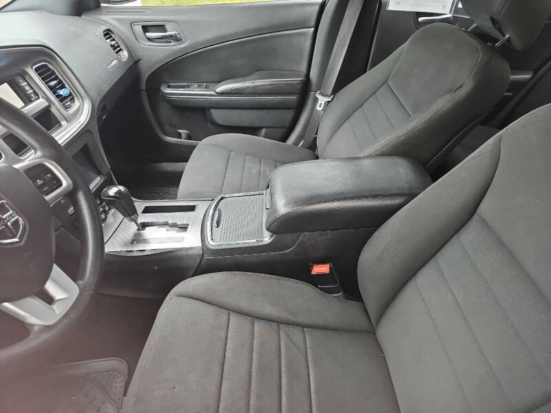 2014 Dodge Charger SE