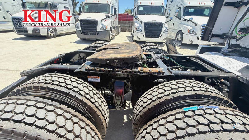 2023 Freightliner Cascadia