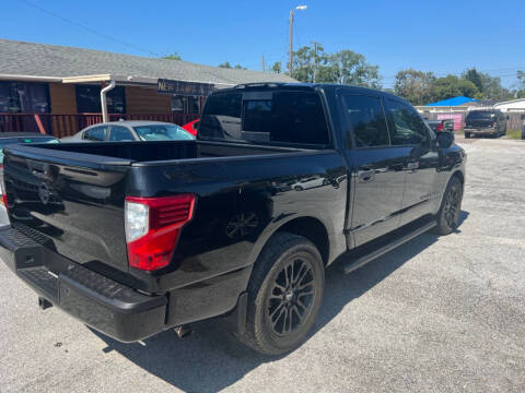 2019 Nissan Titan SV