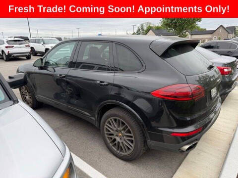 2017 Porsche Cayenne Platinum Edition
