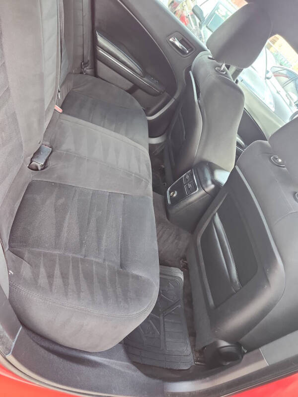 2014 Dodge Charger SXT