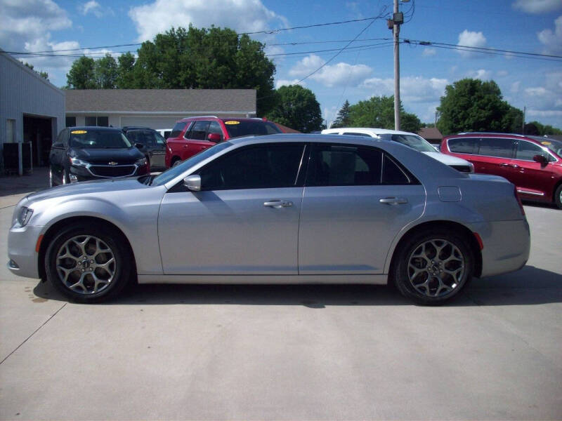 Used 2017 Chrysler 300 S with VIN 2C3CCAGG3HH522033 for sale in Kansas City