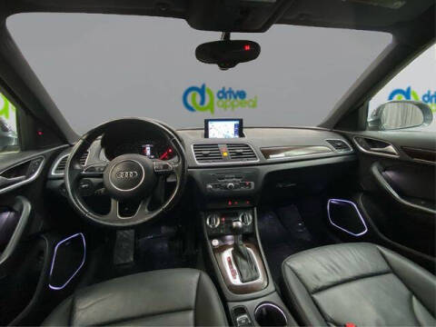 2015 Audi Q3 2.0T quattro Prestige