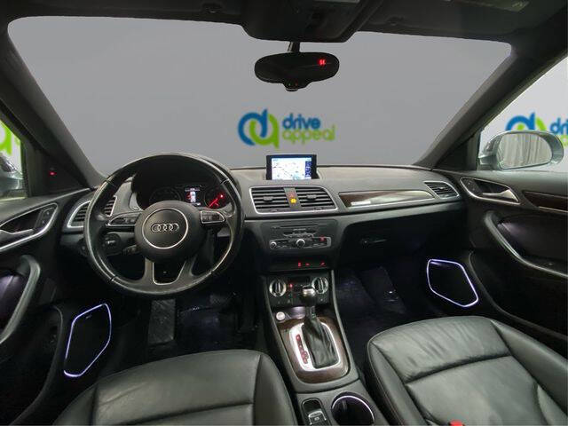 2015 Audi Q3 2.0T quattro Prestige