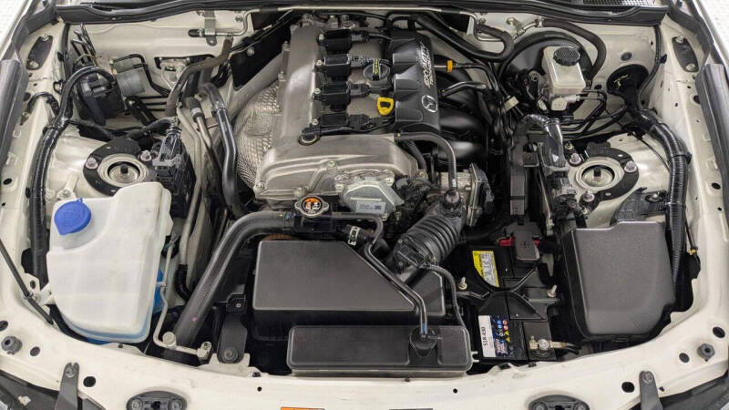 2016 Mazda MX-5 Miata Sport