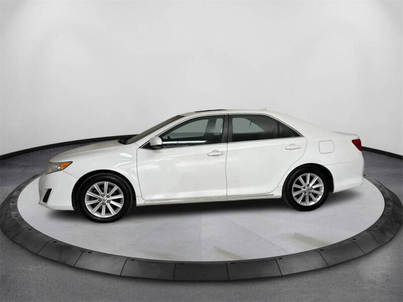 2014 Toyota Camry XLE V6