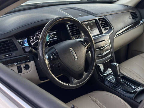 2013 Lincoln MKS