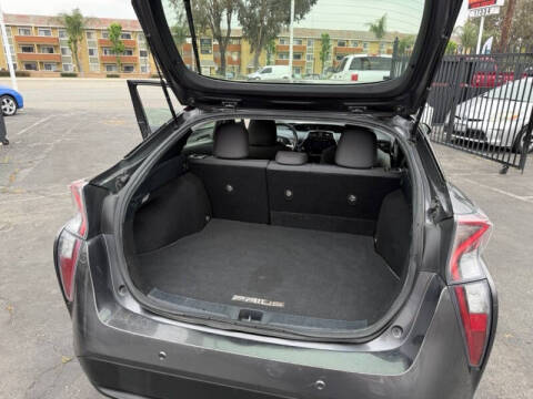 2017 Toyota Prius Two