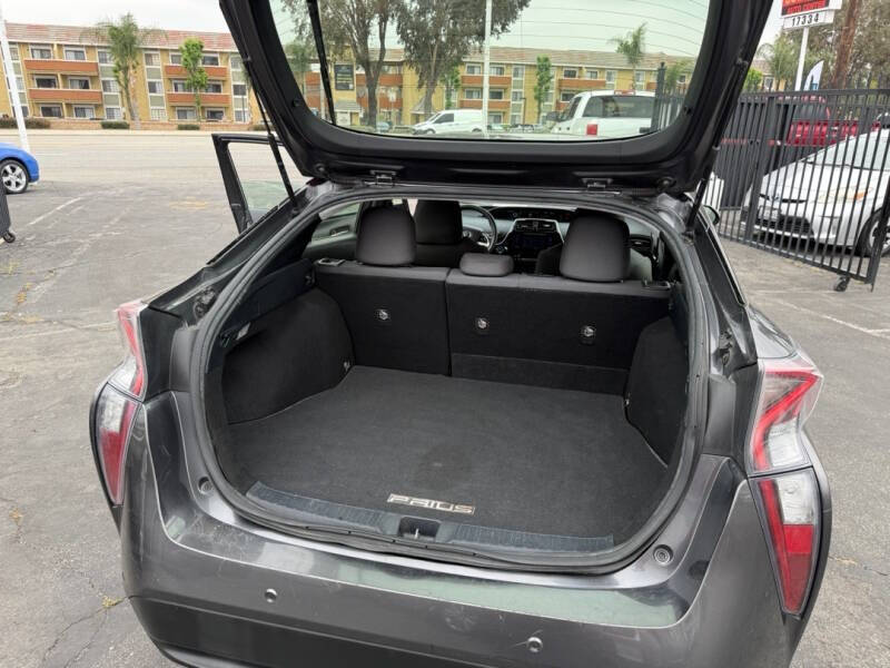 2017 Toyota Prius Two