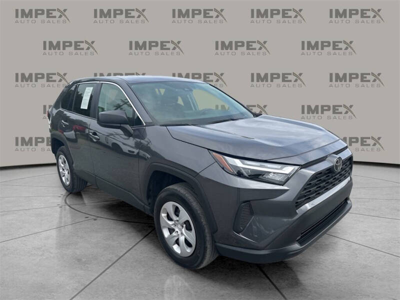 2025 Toyota RAV4 LE