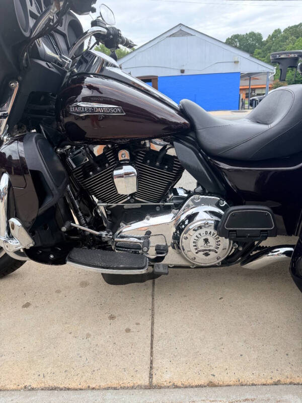 2014 Harley-Davidson Triglide FLHTCUTG