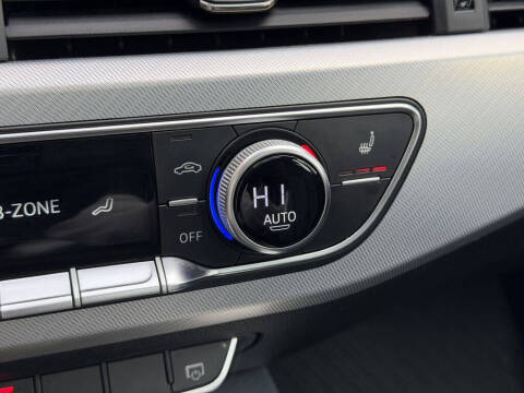 2017 Audi A4 2.0T quattro Premium Plus