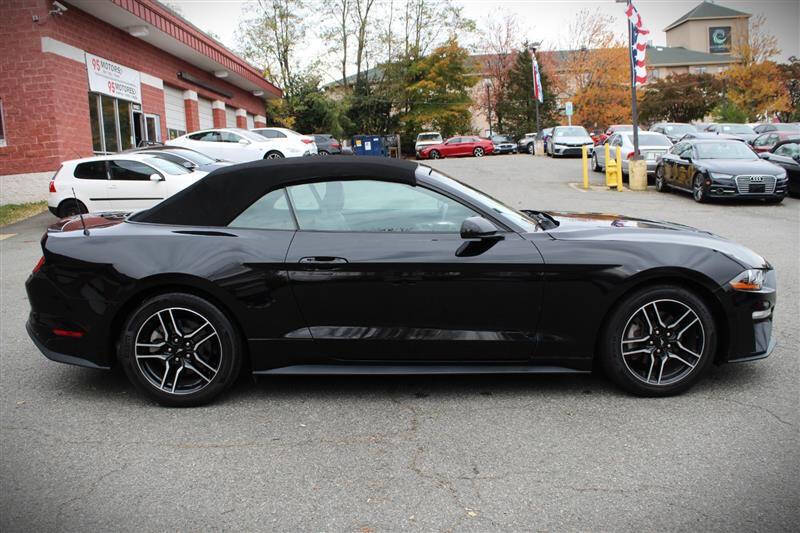 2021 Ford Mustang EcoBoost