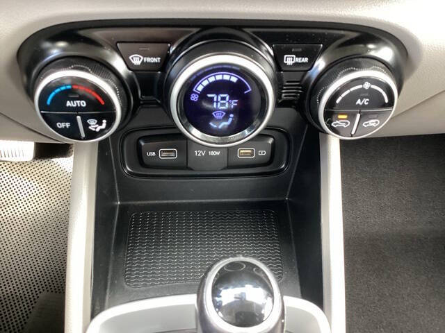 2022 Hyundai Venue SEL