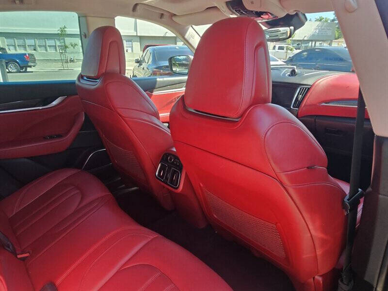 2017 Maserati Levante S